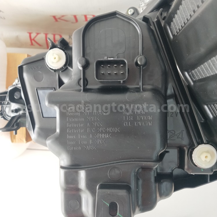 81140BZ010 UNIT AS HEADLAMP B R - TOYOTA