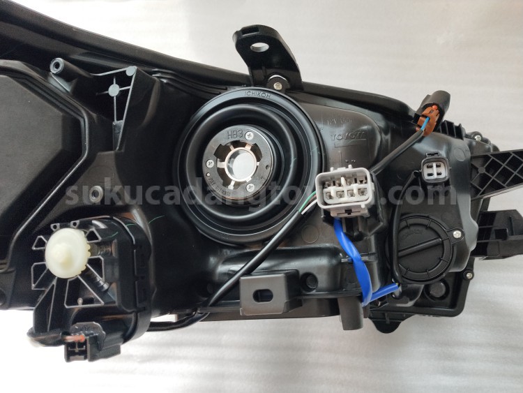 811700K591 UNIT A/S HEADLAMP LH - TOYOTA