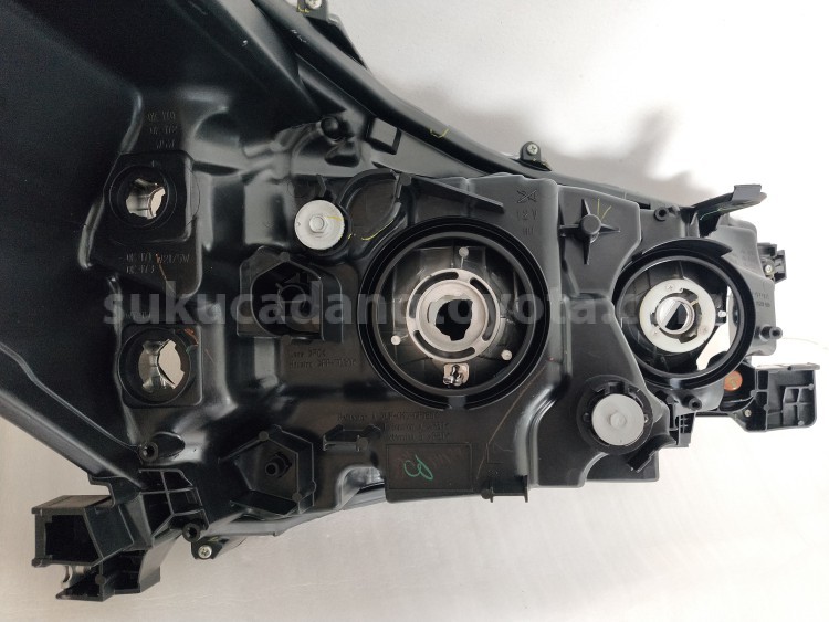 811700KJ80 UNIT ASSY, HEADLAMP, - TOYOTA