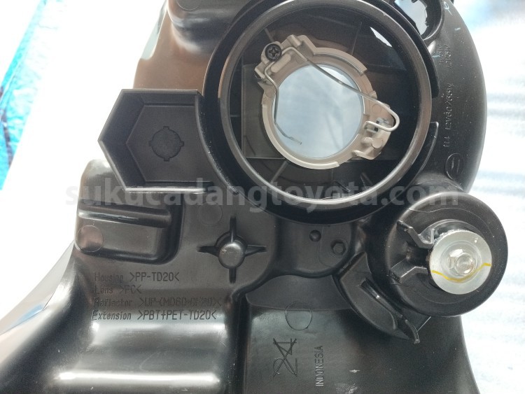 81170BZ260 UNIT A/S HEADLAMP LH - TOYOTA