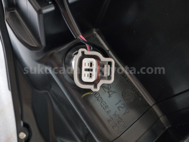 81170BZ350 UNIT A/S HEADLAMP LH - TOYOTA