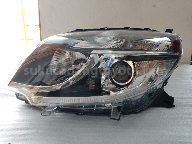 81170BZ520 UNIT A/S HEADLAMP LH - TOYOTA
