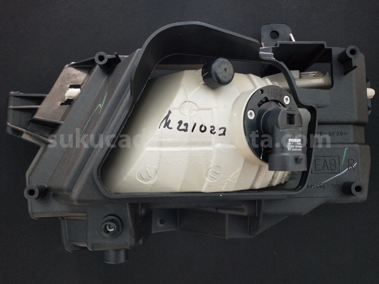 812100K031 LAMP A/S FOG W/BR RH - TOYOTA
