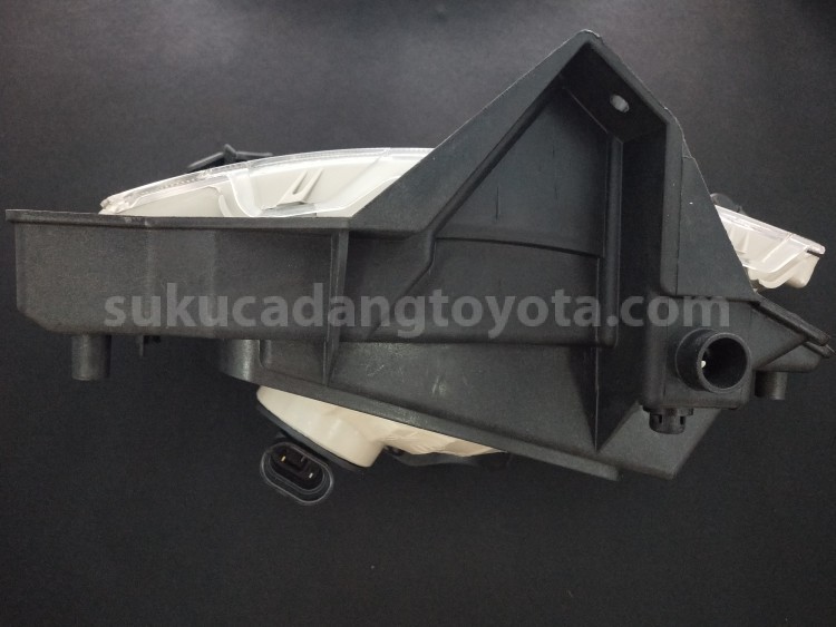 812100K031 LAMP A/S FOG W/BR RH - TOYOTA