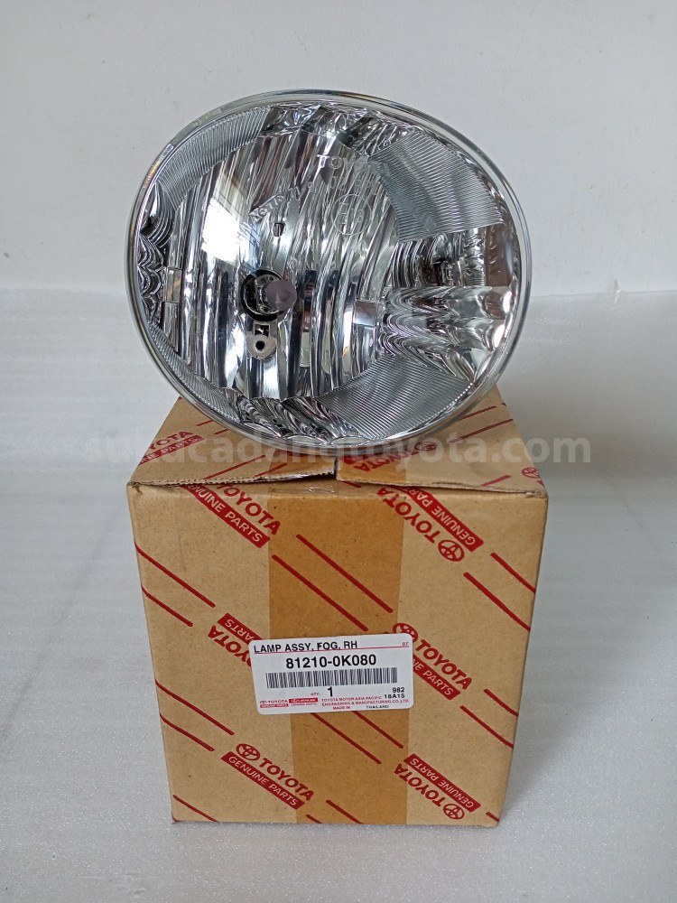 812100K080 LAMP ASSY, FOG, RH - TOYOTA