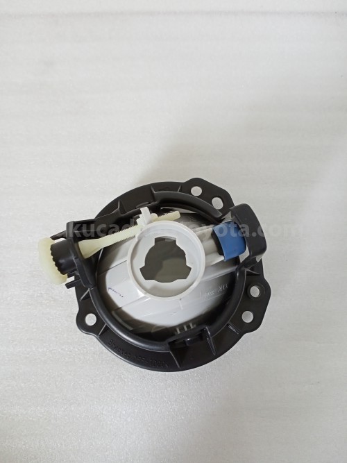 81211BZ060 LAMP UNIT,FOG RH - TOYOTA