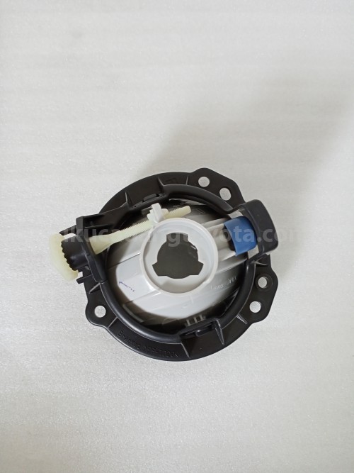 81211BZ060 LAMP UNIT,FOG RH - TOYOTA