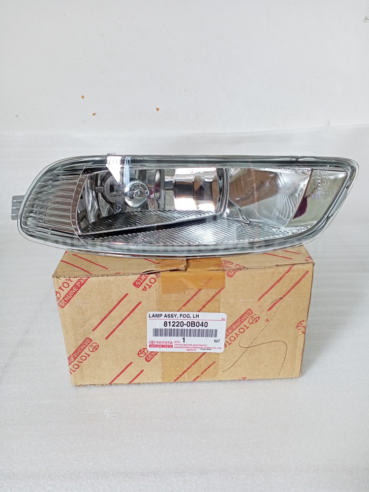 812200B040 LAMP ASSY, FOG, LH - TOYOTA