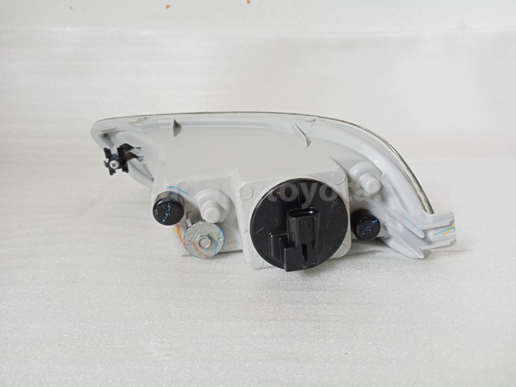 812200B040 LAMP ASSY, FOG, LH - TOYOTA