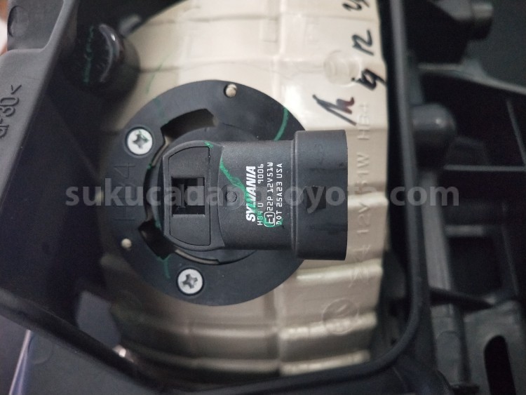 812200K090 LAMP A/S FOG LH - TOYOTA