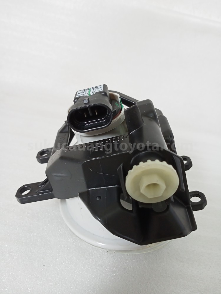 812200K130 LAMP ASSY, FOG LH - TOYOTA