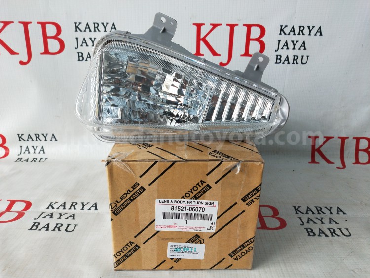 8152106070 LENS & BODY, FR TURN - TOYOTA