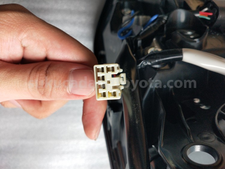 815500K540 LAMP A/S RR COMBI RH - TOYOTA