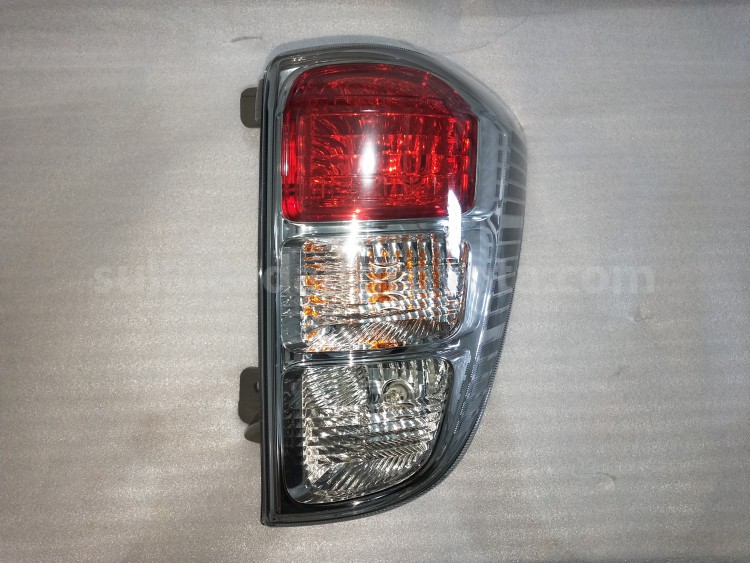 81550BZ170 LAMP ASSY,RR COMB RH - TOYOTA