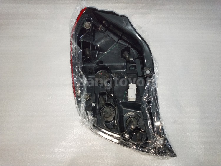 81550BZ461 LAMP A/S RR COMBI RH - TOYOTA