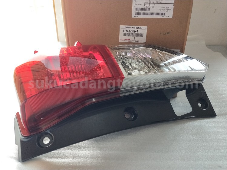 815510K240 LENS&BODY RR COMBI R - TOYOTA