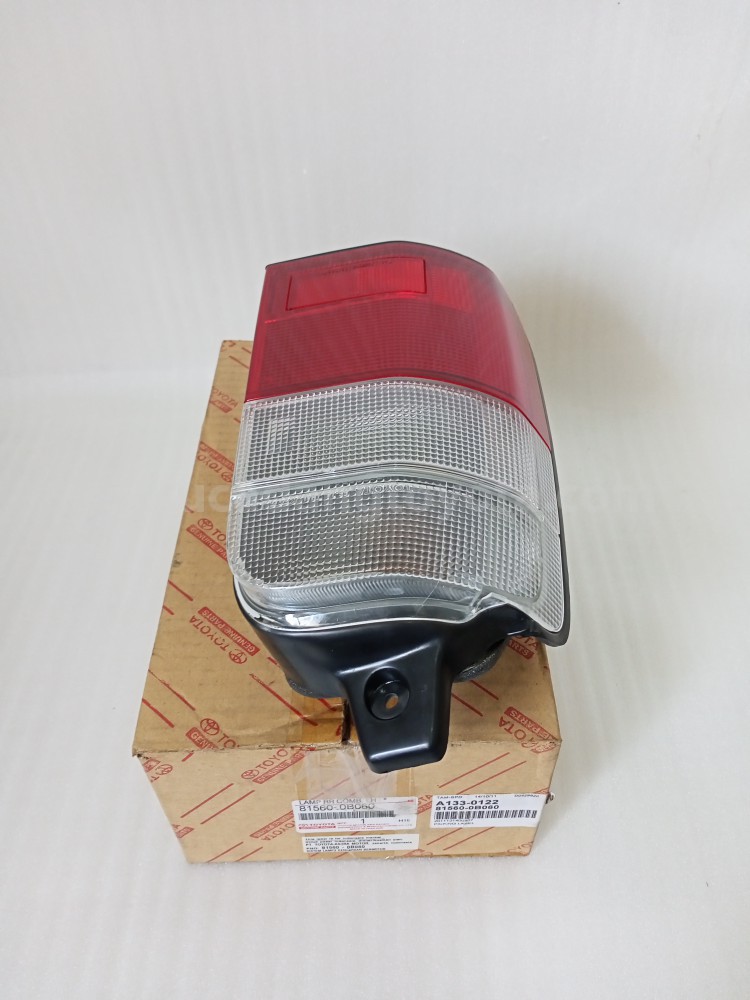 815600B060 LAMP A/S,RR COMB LH - TOYOTA