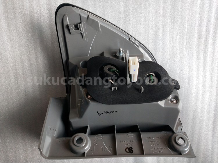 815600K410 LAMP ASSY, RR COMBIN - TOYOTA
