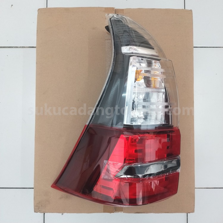 81560BZ350 LAMP A/S RR COMBI LH - TOYOTA