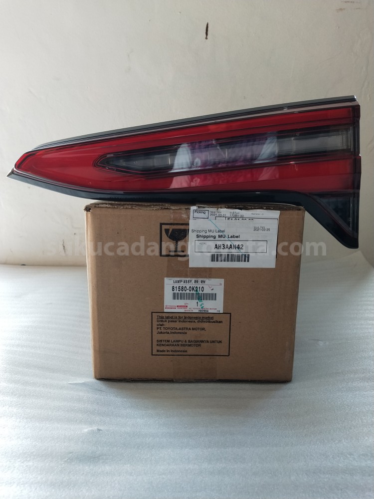 815800K210 LAMP ASSY, RR, RH - TOYOTA