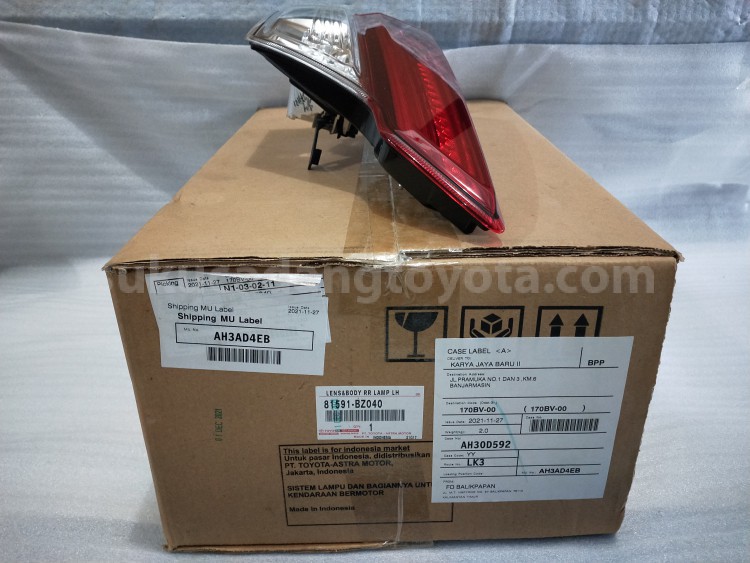 81591BZ040 LENS&BODY RR LAMP LH - TOYOTA