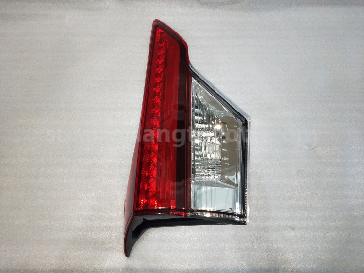 81591BZ040 LENS&BODY RR LAMP LH - TOYOTA