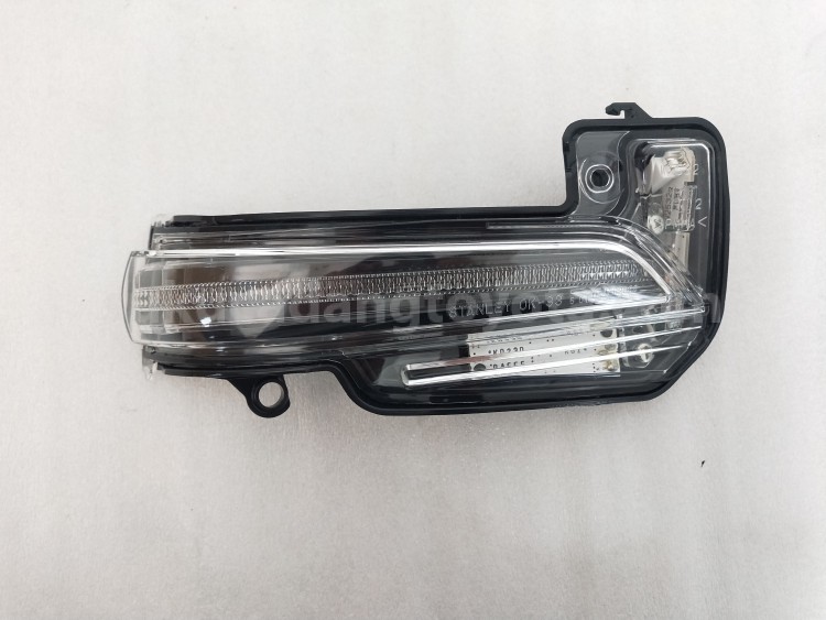 817300K090 LAMP AS TURN SIGN RH - TOYOTA