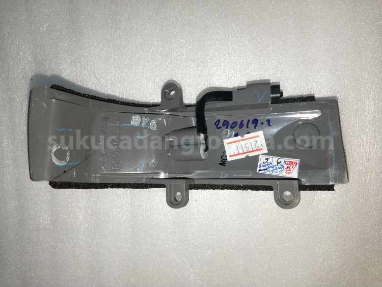 8174006030 LAMP ASSY, SIDE TURN - TOYOTA