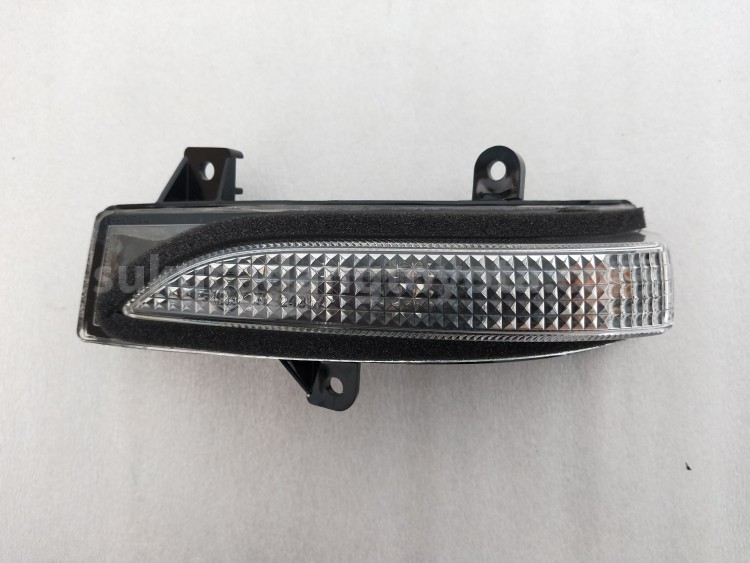 81740BZ120 LAMP AS TURN SIGN LH - TOYOTA