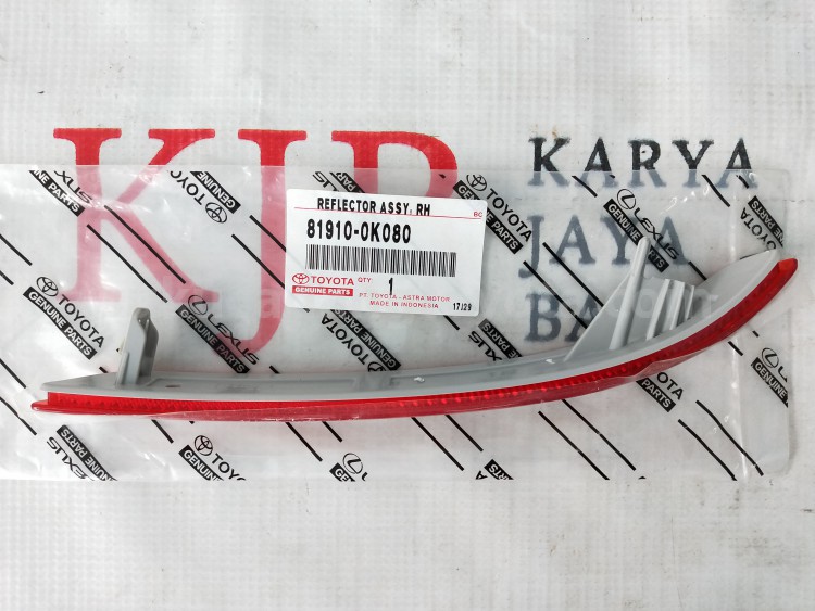 819100K080 REFLECTOR ASSY, RH - TOYOTA