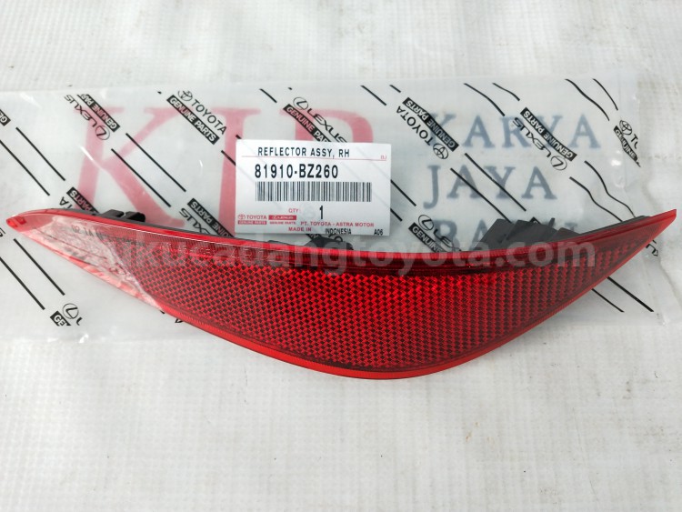 81910BZ260 REFLECTOR ASSY, RH - TOYOTA