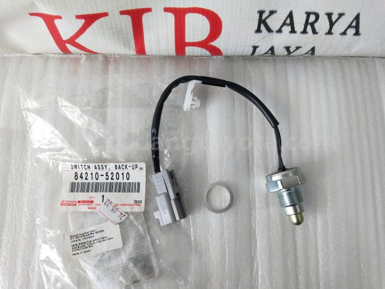 8421052010 SWITCH ASSY, BACK-UP - TOYOTA
