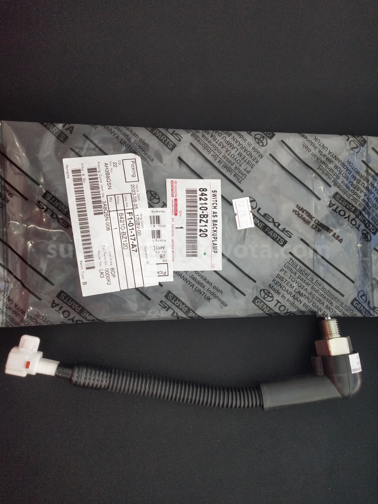 84210BZ120 SWITCH AS BACKUPLAMP - TOYOTA