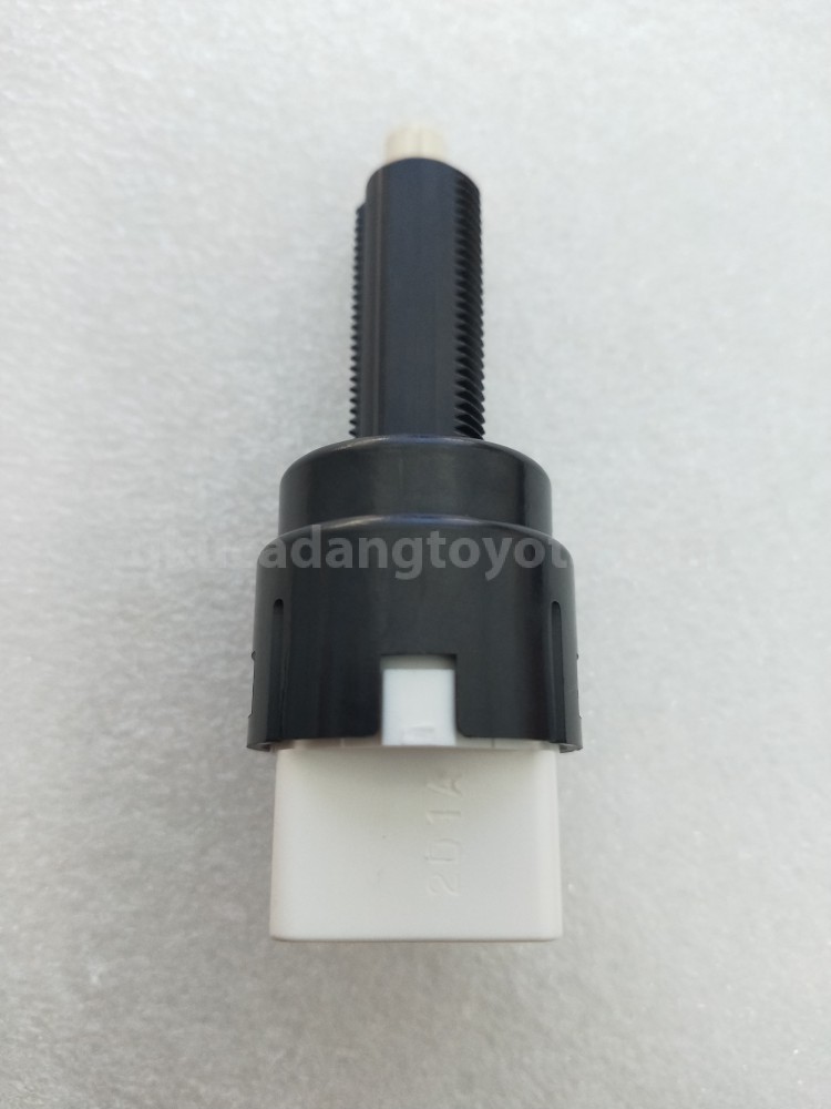 84340BZ010 SWITCH A/S,STOP LAMP - TOYOTA