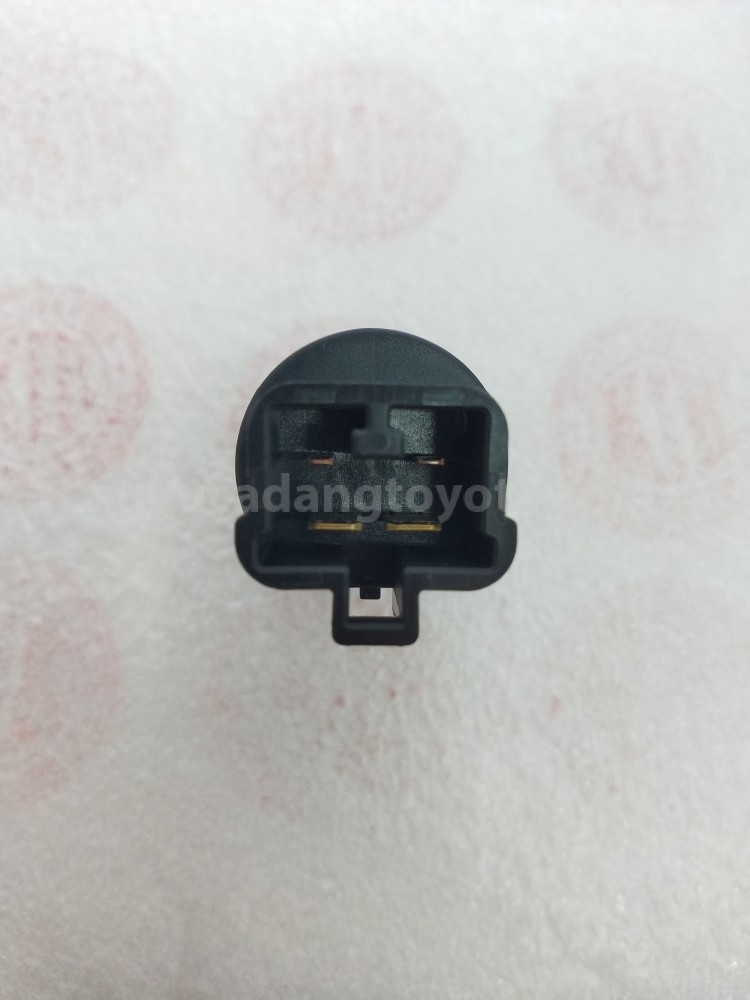 84340BZ040 SWITCH A/S STOP LAMP - TOYOTA