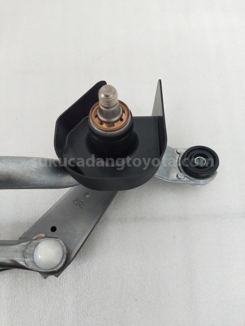 851500K140 LINK ASSY, FR WIPER - TOYOTA