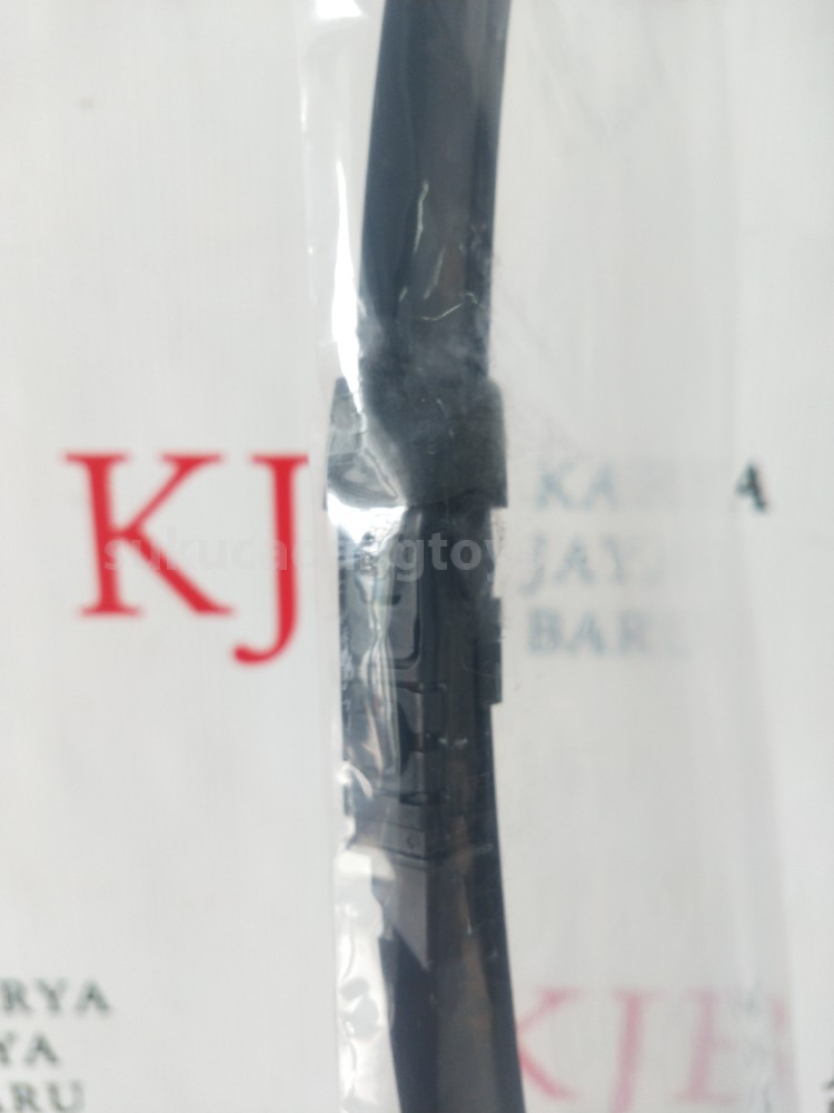 8521258035 BLADE, FR WIPER, RH - TOYOTA