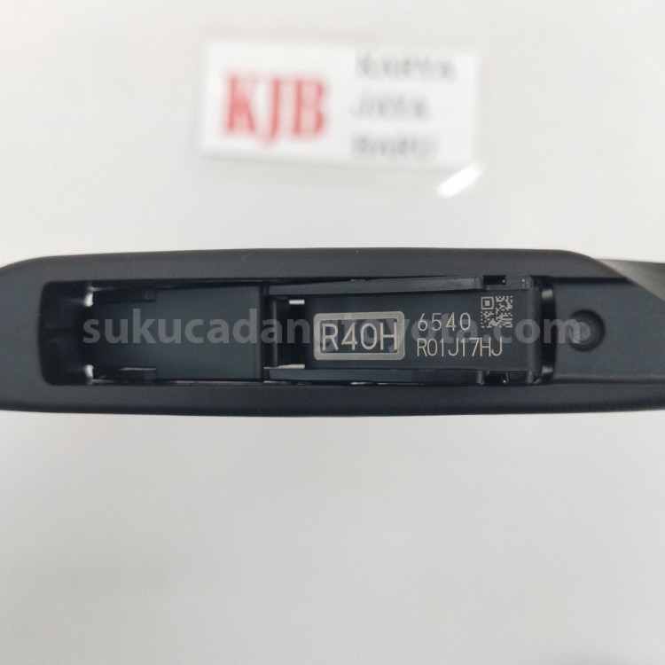 85222BZ360 BLADE, FR WIPER, LH - TOYOTA