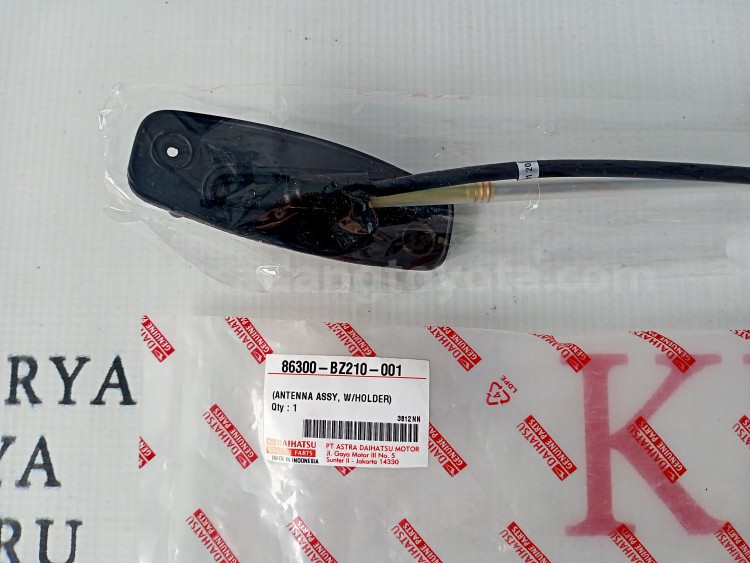 86300BZ210 ANTENNA ASSY,W/HLD - TOYOTA