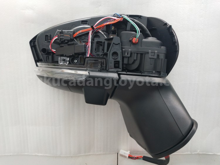 87910BZM10 MIRROR A/S OUT RR RH - TOYOTA