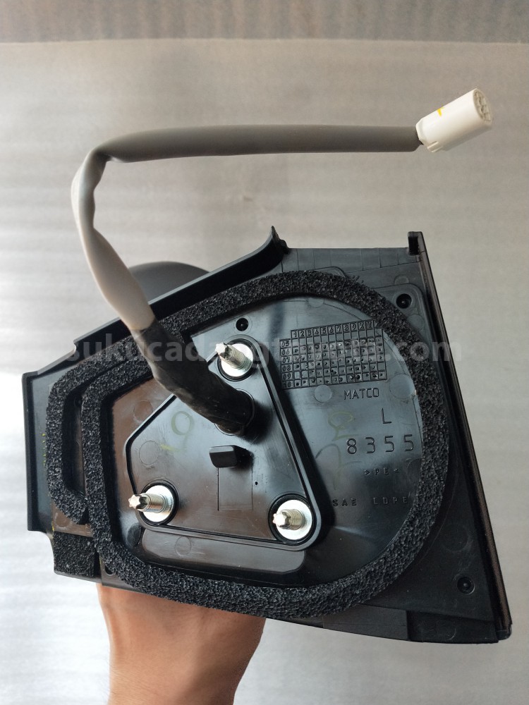 879400D300 MIRROR ASSY, OUTER R - TOYOTA