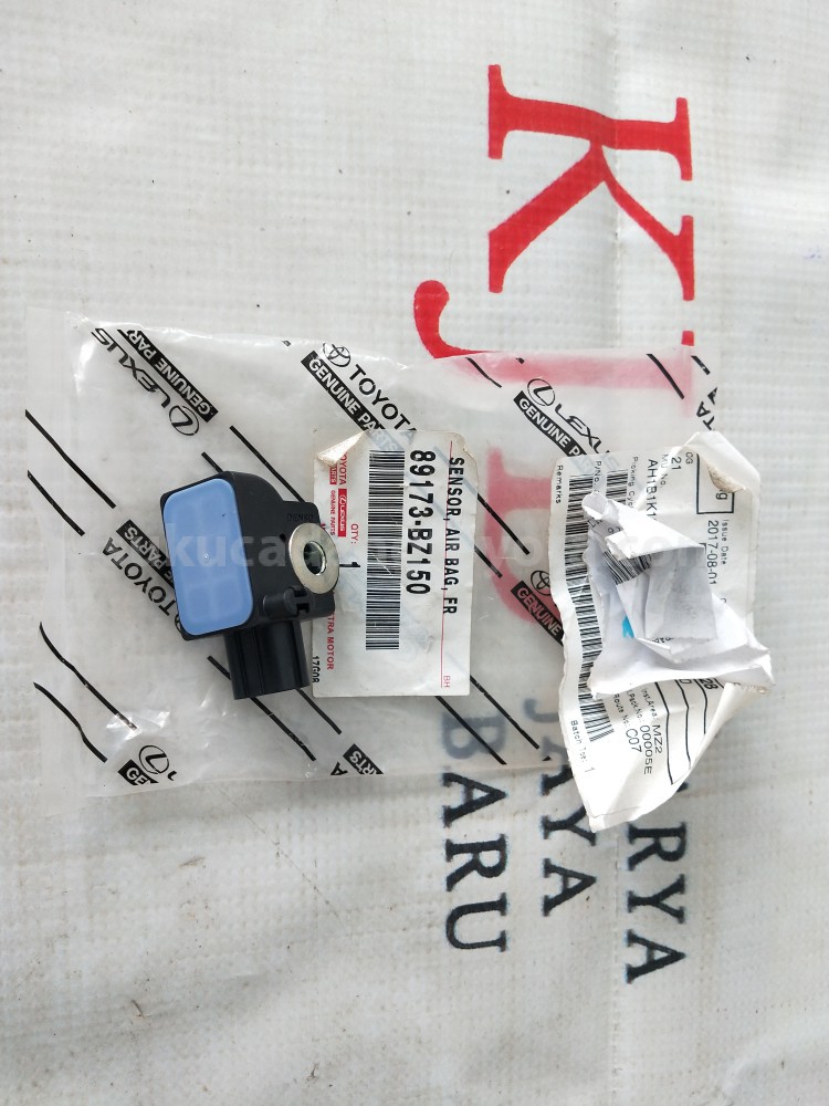 89173BZ150 SENSOR, AIR BAG, FR - TOYOTA