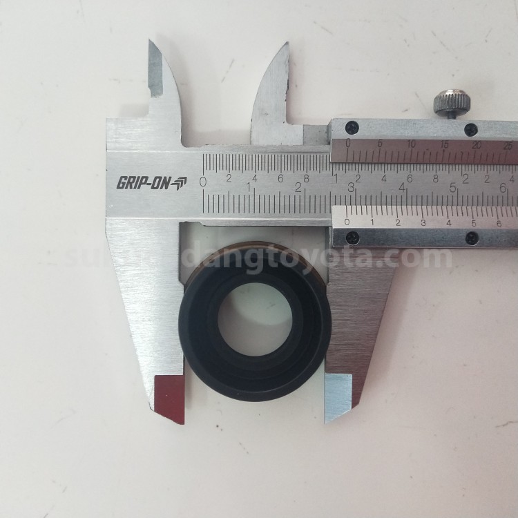 9004A31053 SEAT TYPE T OIL - TOYOTA