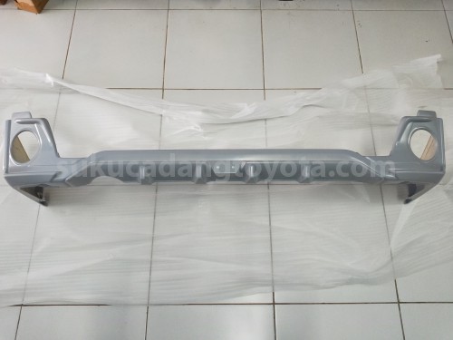 P5158BZA0K00 GR RR BUMPER SPOIL, SET - TOYOTA