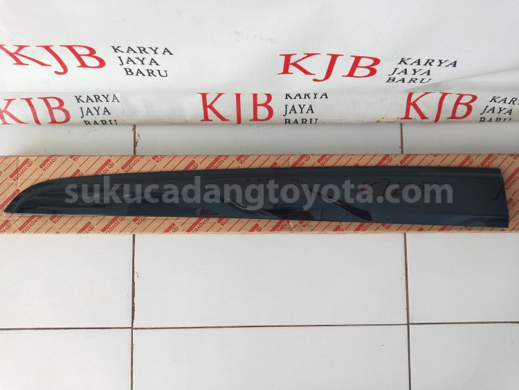 P516236A05 SIDE VISOR,SA RR RH - TOYOTA