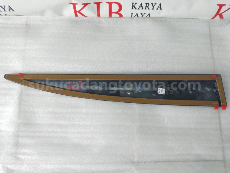 P5170BZA0400 SD PROTECT MOLD RR L - TOYOTA