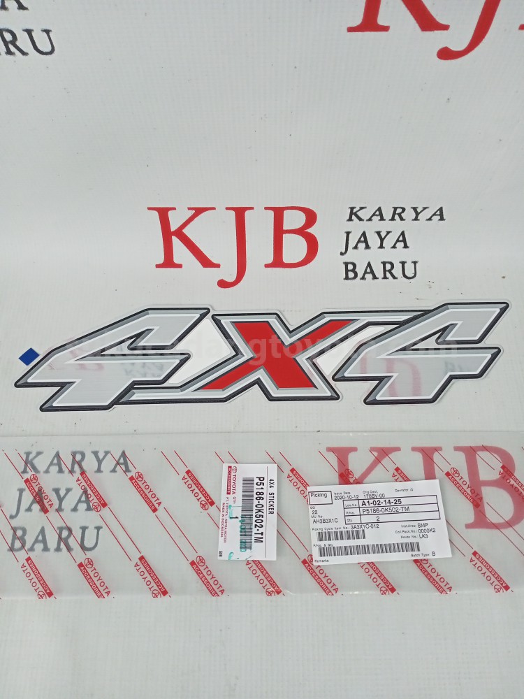 P51860K502TM 4X4  STICKER - TOYOTA