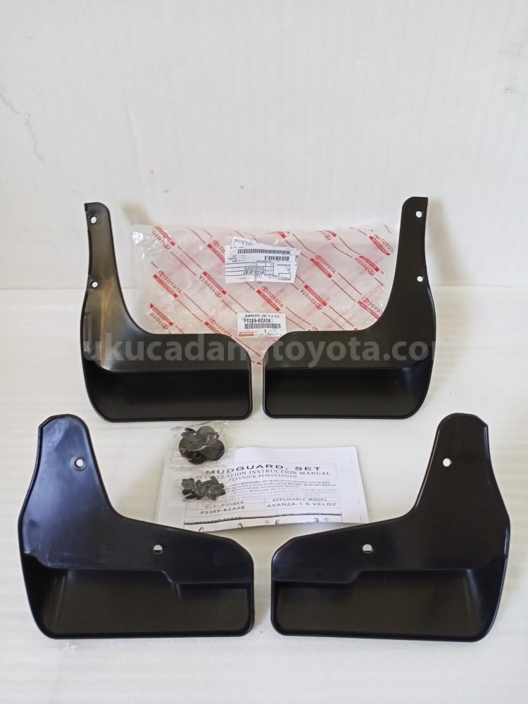 P5389BZA0B MUDGUARD, SET (1.5 VLZ) - TOYOTA