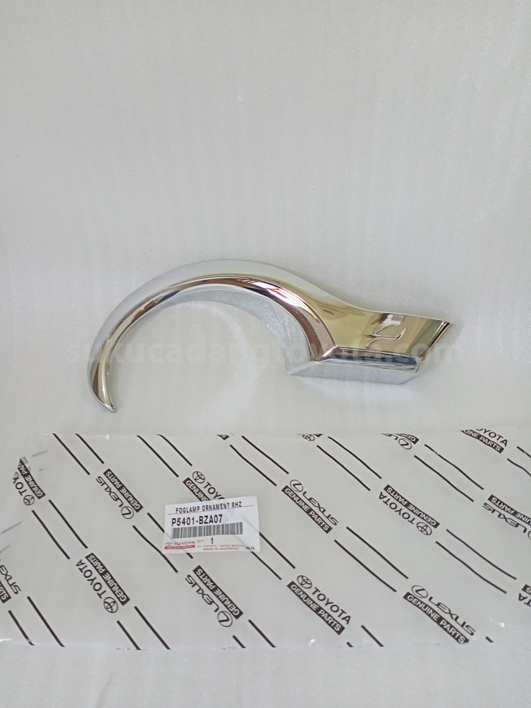 P5401BZA07 FOGLAMP ORNAMENT RHZ - TOYOTA