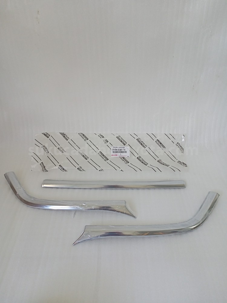 P5404BZA01TM LWR GRILE GRNISH SET - TOYOTA